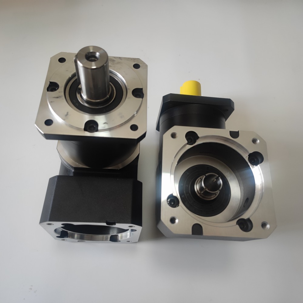 Réducteur d'engrenages à angle - Servo Motor avis et prix